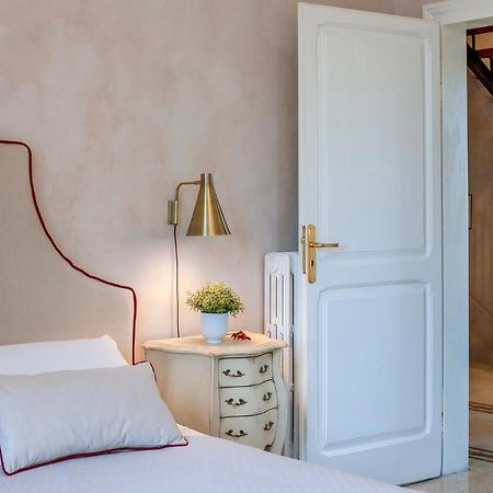 Villa Liberty Урбино Екстериор снимка