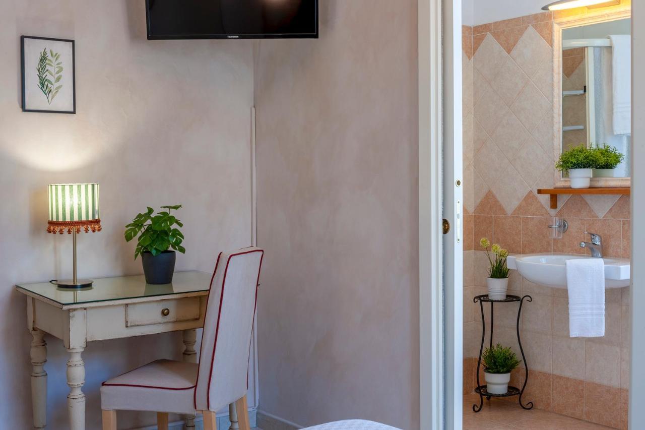 Villa Liberty Урбино Екстериор снимка